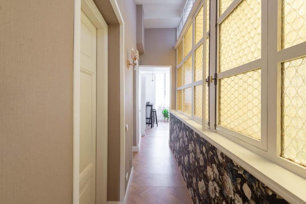 Colosseum 10Steps Away, Marco Aurelio Luxury House Roma Ngoại thất bức ảnh
