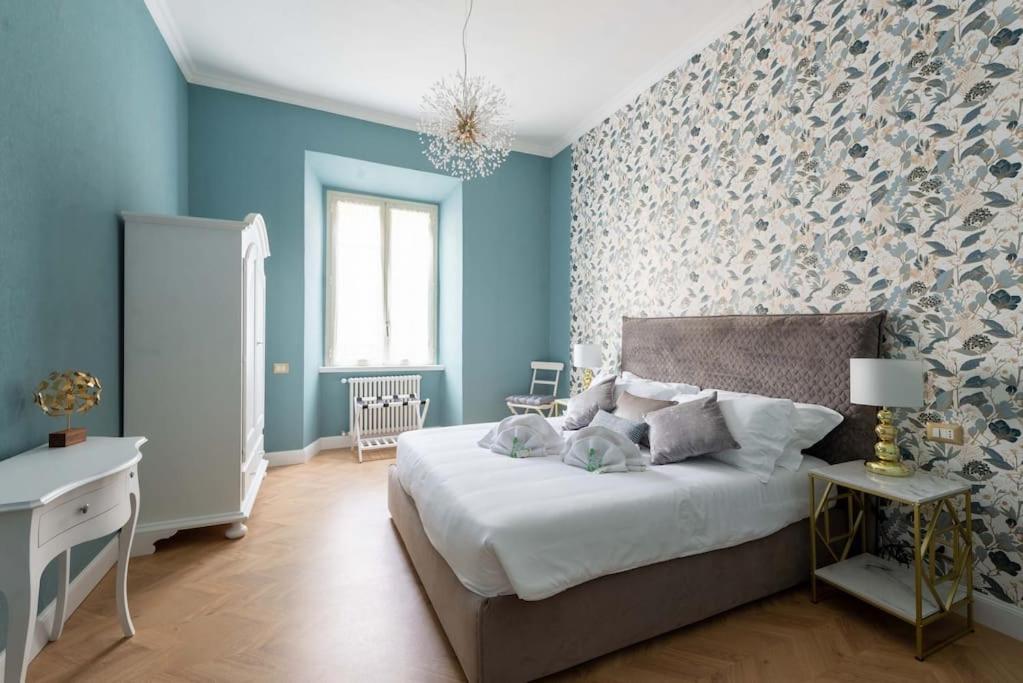 Colosseum 10Steps Away, Marco Aurelio Luxury House Roma Ngoại thất bức ảnh